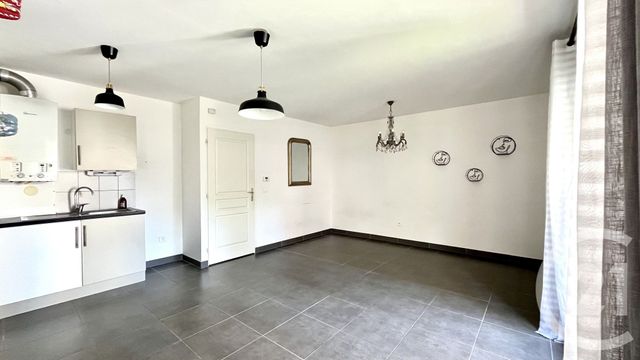 Appartement F2 à vendre - 2 pièces - 43.01 m2 - NOGENT SUR MARNE - 94 - ILE-DE-FRANCE - Century 21 Bords De Marne