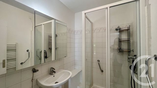 Appartement F2 à vendre - 2 pièces - 44.77 m2 - NOGENT SUR MARNE - 94 - ILE-DE-FRANCE - Century 21 Bords De Marne