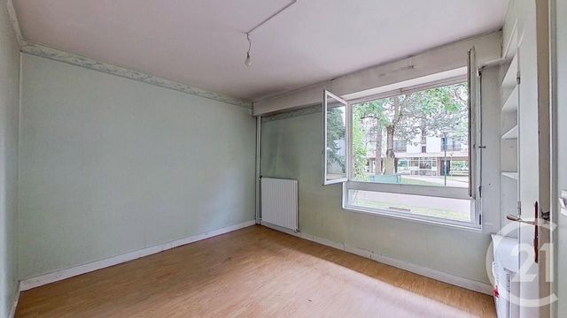 Afficher la photo en grand Appartement F2 à vendre - 2 pièces - 53.53 m2 - NOGENT SUR MARNE - 94 - ILE-DE-FRANCE - Century 21 Bords De Marne