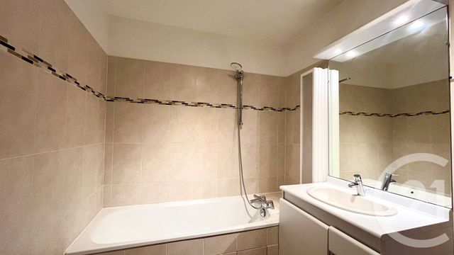 Appartement F3 à vendre - 3 pièces - 63.68 m2 - LE PERREUX SUR MARNE - 94 - ILE-DE-FRANCE - Century 21 Bords De Marne