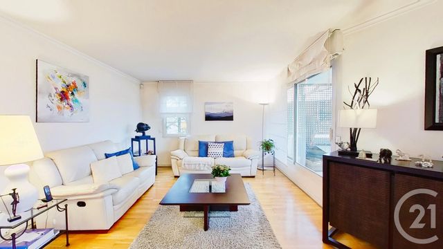 Afficher la photo en grand Appartement F4 à vendre - 4 pièces - 93.02 m2 - NOGENT SUR MARNE - 94 - ILE-DE-FRANCE - Century 21 Bords De Marne