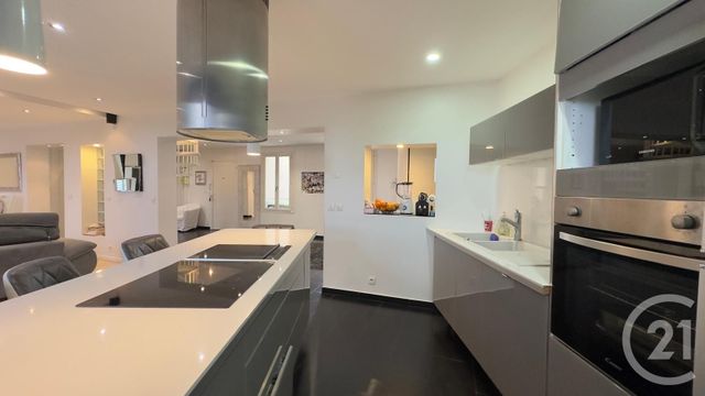 Appartement F6 à vendre - 6 pièces - 135.42 m2 - NOGENT SUR MARNE - 94 - ILE-DE-FRANCE - Century 21 Bords De Marne