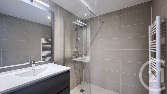 Appartement F3 à louer - 3 pièces - 70.7 m2 - LE PERREUX SUR MARNE - 94 - ILE-DE-FRANCE - Century 21 Bords De Marne