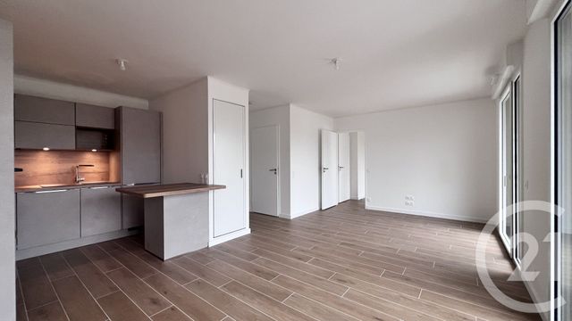 Appartement F3 à louer - 3 pièces - 70.7 m2 - LE PERREUX SUR MARNE - 94 - ILE-DE-FRANCE - Century 21 Bords De Marne