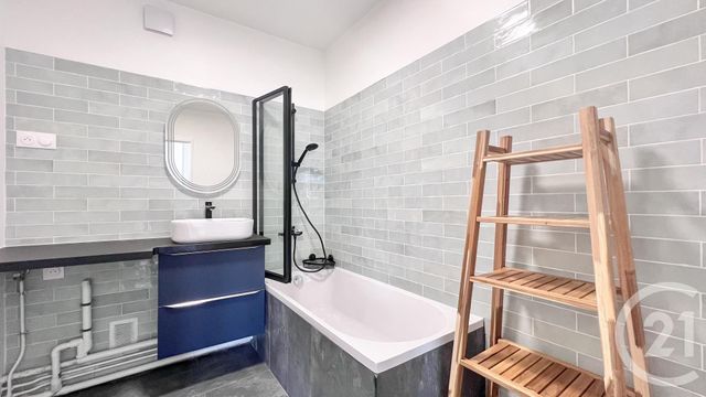 Appartement F2 à louer - 2 pièces - 50.78 m2 - FONTENAY SOUS BOIS - 94 - ILE-DE-FRANCE - Century 21 Bords De Marne