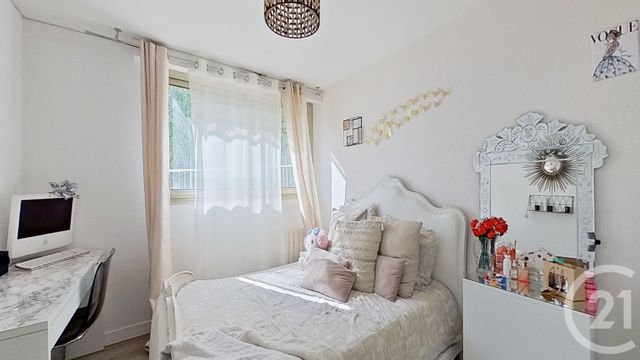 Appartement F5 à vendre - 5 pièces - 157.58 m2 - NOGENT SUR MARNE - 94 - ILE-DE-FRANCE - Century 21 Bords De Marne