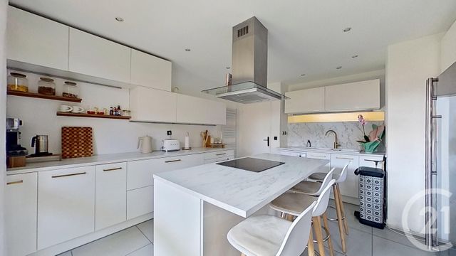 Appartement F5 à vendre - 5 pièces - 157.58 m2 - NOGENT SUR MARNE - 94 - ILE-DE-FRANCE - Century 21 Bords De Marne