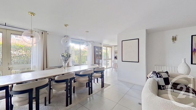 Appartement F5 à vendre - 5 pièces - 157.58 m2 - NOGENT SUR MARNE - 94 - ILE-DE-FRANCE - Century 21 Bords De Marne