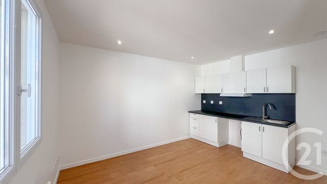 Appartement F2 à louer - 2 pièces - 30.8 m2 - FONTENAY SOUS BOIS - 94 - ILE-DE-FRANCE - Century 21 Bords De Marne