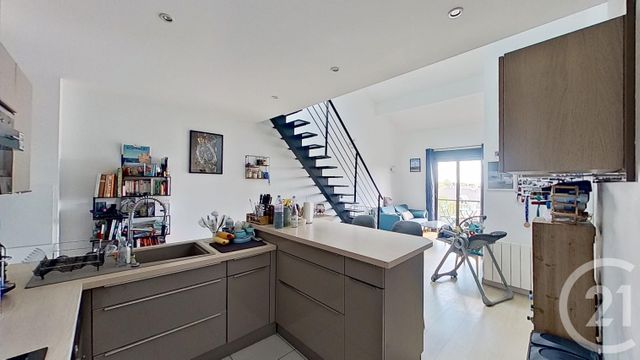 Appartement F3 à vendre - 3 pièces - 69.0 m2 - LE PERREUX SUR MARNE - 94 - ILE-DE-FRANCE - Century 21 Bords De Marne
