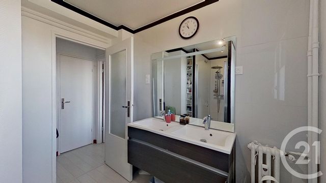 Appartement F2 à vendre - 2 pièces - 47.4 m2 - FONTENAY SOUS BOIS - 94 - ILE-DE-FRANCE - Century 21 Bords De Marne