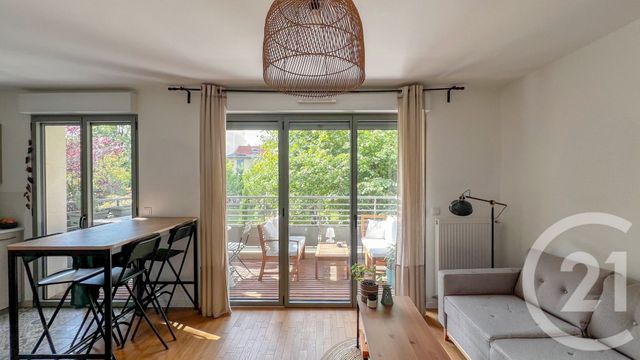 Appartement F2 à louer - 2 pièces - 41.7 m2 - NOGENT SUR MARNE - 94 - ILE-DE-FRANCE - Century 21 Bords De Marne