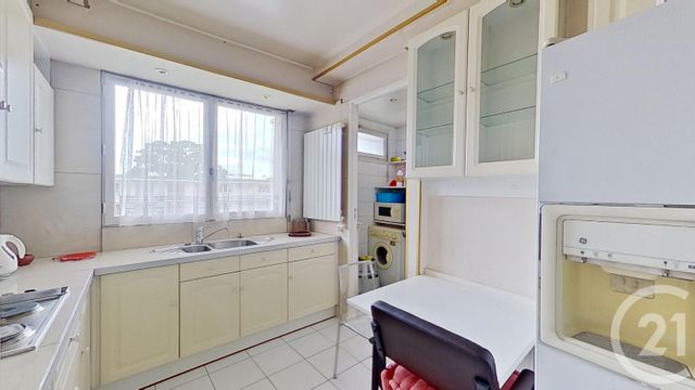Appartement F2 à vendre - 2 pièces - 66.88 m2 - NOGENT SUR MARNE - 94 - ILE-DE-FRANCE - Century 21 Bords De Marne