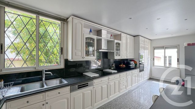 maison à vendre - 6 pièces - 269.06 m2 - LE PERREUX SUR MARNE - 94 - ILE-DE-FRANCE - Century 21 Bords De Marne