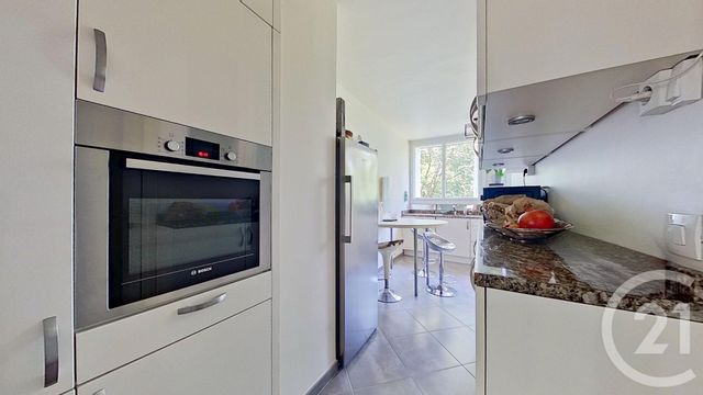 Appartement F5 à vendre - 5 pièces - 144.4 m2 - NOGENT SUR MARNE - 94 - ILE-DE-FRANCE - Century 21 Bords De Marne