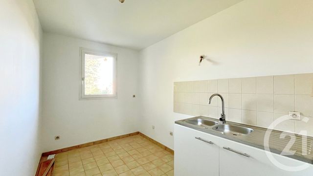 Appartement F2 à vendre - 2 pièces - 55.49 m2 - LE PERREUX SUR MARNE - 94 - ILE-DE-FRANCE - Century 21 Bords De Marne