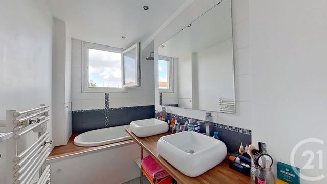 Appartement F3 à vendre - 3 pièces - 57.23 m2 - LE PERREUX SUR MARNE - 94 - ILE-DE-FRANCE - Century 21 Bords De Marne