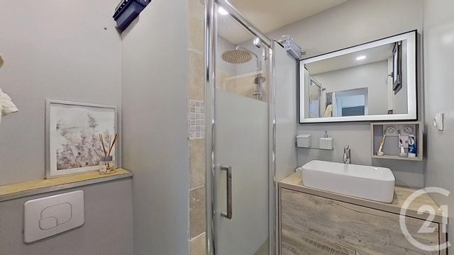 Appartement F5 à vendre - 5 pièces - 63.86 m2 - LE PERREUX SUR MARNE - 94 - ILE-DE-FRANCE - Century 21 Bords De Marne