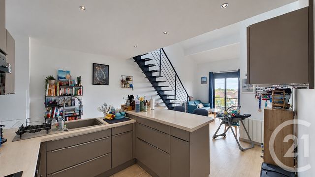 Appartement F3 à vendre - 3 pièces - 68.74 m2 - LE PERREUX SUR MARNE - 94 - ILE-DE-FRANCE - Century 21 Bords De Marne
