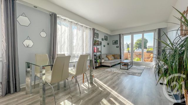 Appartement F3 à vendre - 3 pièces - 68.75 m2 - FONTENAY SOUS BOIS - 94 - ILE-DE-FRANCE - Century 21 Bords De Marne