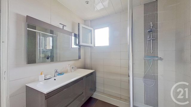 Afficher la photo en grand Appartement F3 à vendre - 3 pièces - 73.29 m2 - NOGENT SUR MARNE - 94 - ILE-DE-FRANCE - Century 21 Bords De Marne