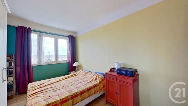 Afficher la photo en grand Appartement F3 à vendre - 3 pièces - 73.29 m2 - NOGENT SUR MARNE - 94 - ILE-DE-FRANCE - Century 21 Bords De Marne